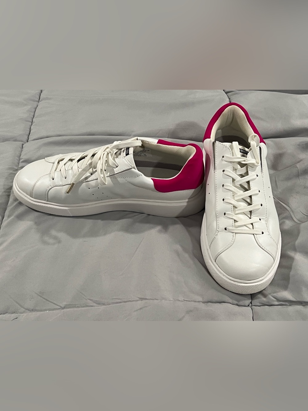 Kenneth Cole Women's Kam Lace Up Platform Sneakers Beet Multi Sz 9